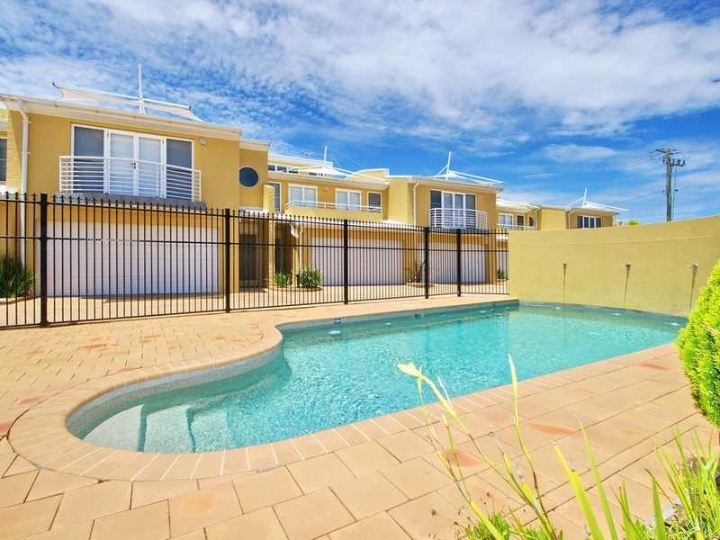 Apartment 5/2-8 Ala Moana Way, Fingal Bay NSW 2315