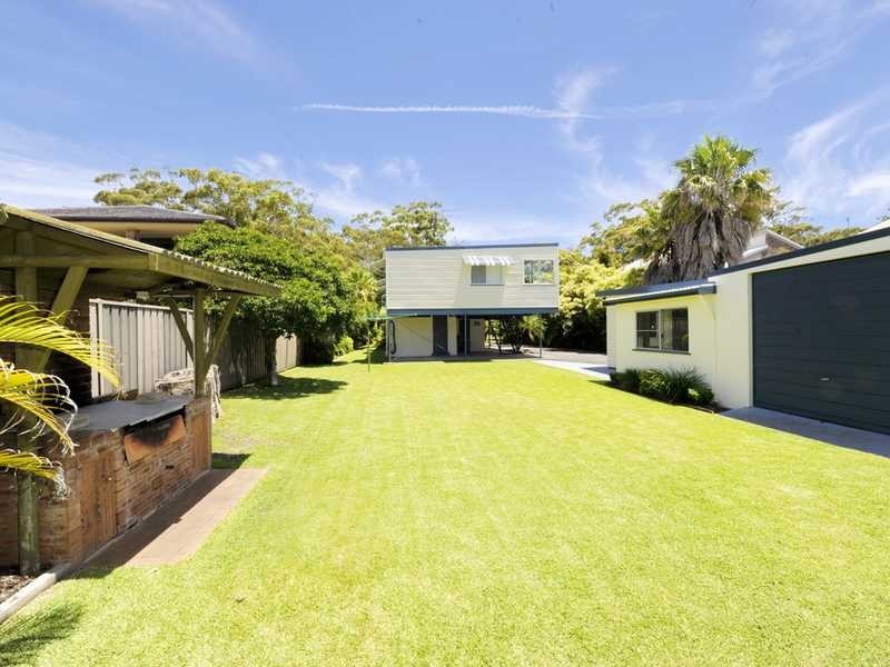 11 Shoal Bay Avenue, Shoal Bay NSW 2315