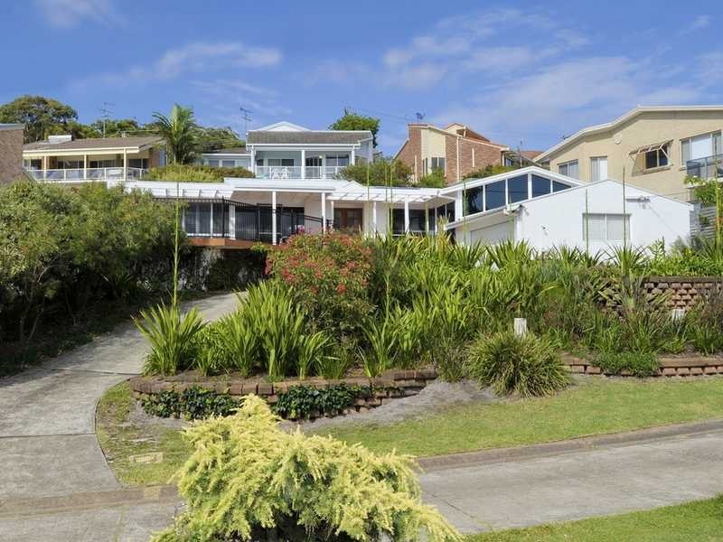 18 Wollomi Avenue, Nelson Bay NSW 2315