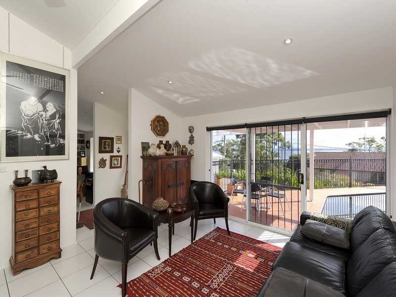 18 Wollomi Avenue, Nelson Bay NSW 2315