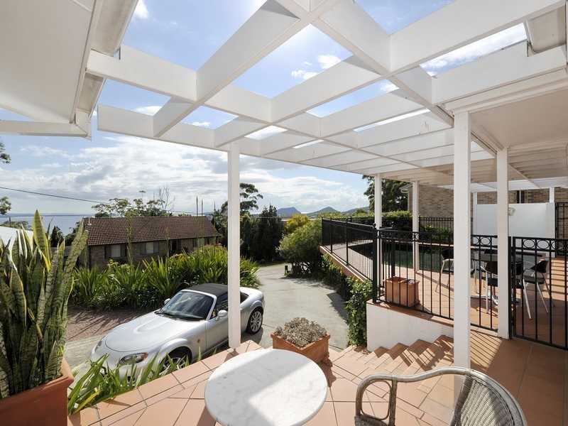 18 Wollomi Avenue, Nelson Bay NSW 2315