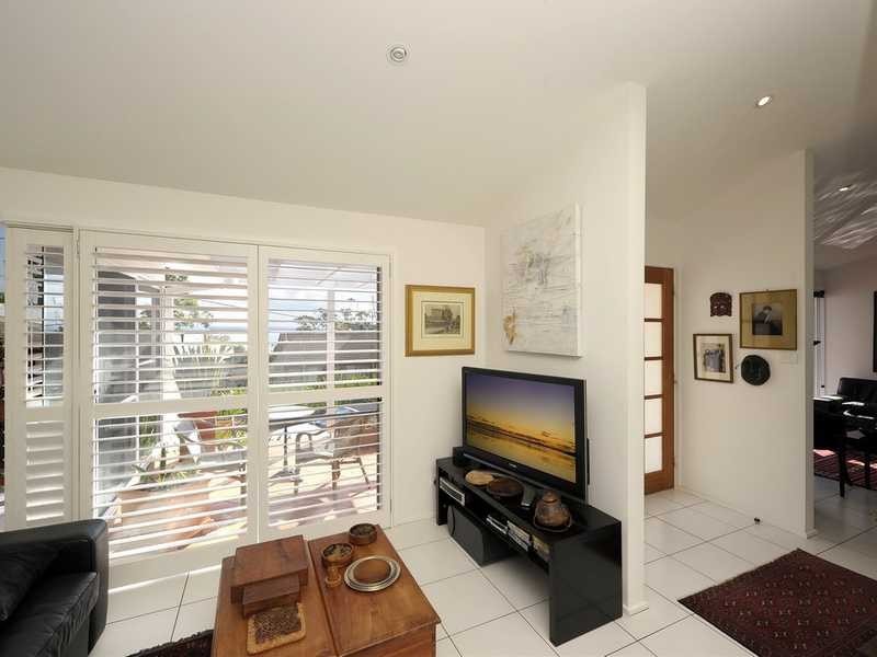 18 Wollomi Avenue, Nelson Bay NSW 2315