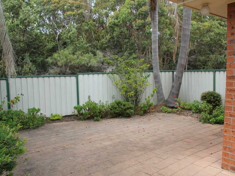 Apartment 1/4 Farm Road, Fingal Bay NSW 2315