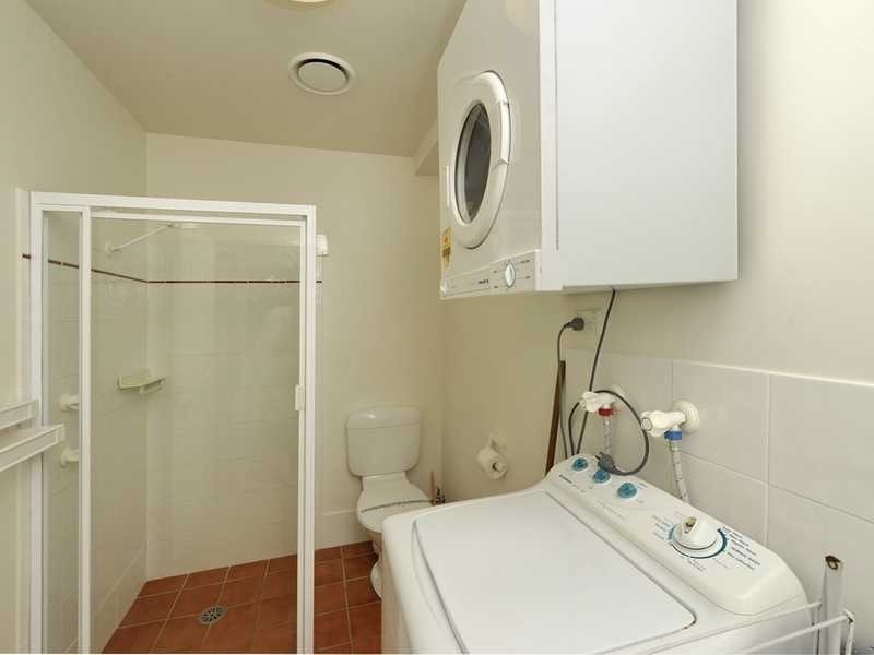 Apartment 2/1a Messines Street, Shoal Bay NSW 2315