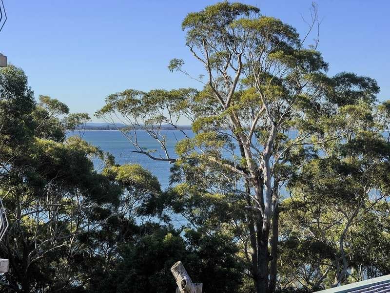 Apartment 11/6 Thurlow Avenue, Nelson Bay NSW 2315