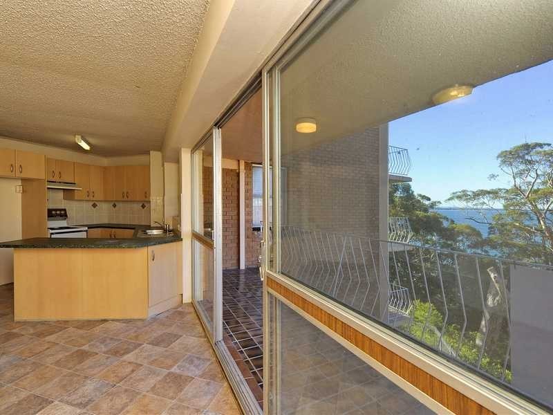 Apartment 11/6 Thurlow Avenue, Nelson Bay NSW 2315