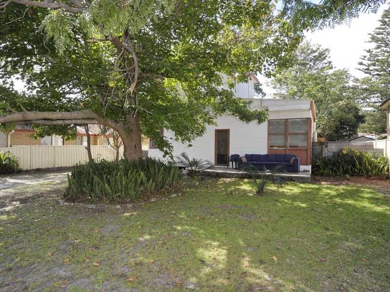 64 Tomaree Road, Shoal Bay NSW 2315