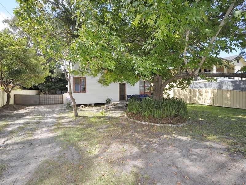 64 Tomaree Road, Shoal Bay NSW 2315