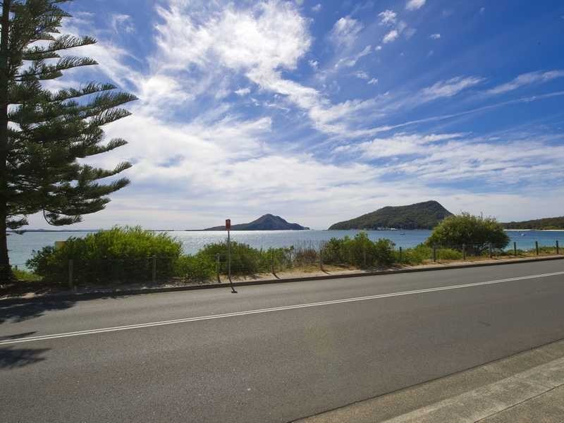 Apartment 4/87 Shoal Bay Road, Shoal Bay NSW 2315