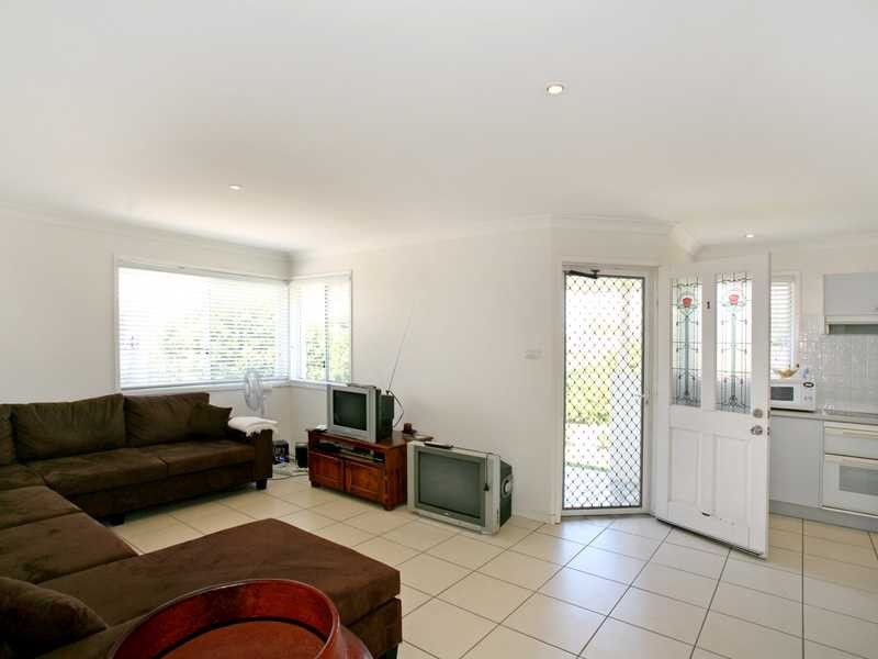 Apartment 1/94-96 Morna Point Road, Anna Bay NSW 2316