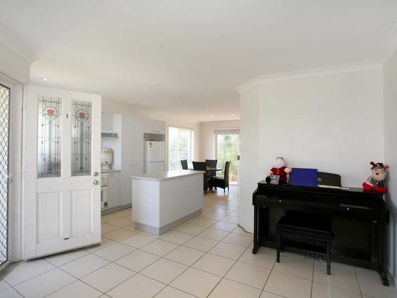 Apartment 1/94-96 Morna Point Road, Anna Bay NSW 2316