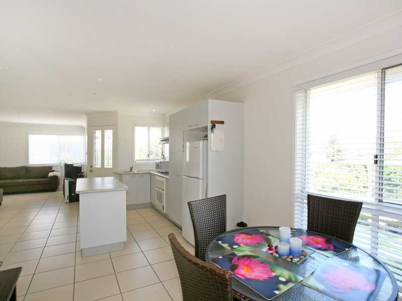 Apartment 1/94-96 Morna Point Road, Anna Bay NSW 2316