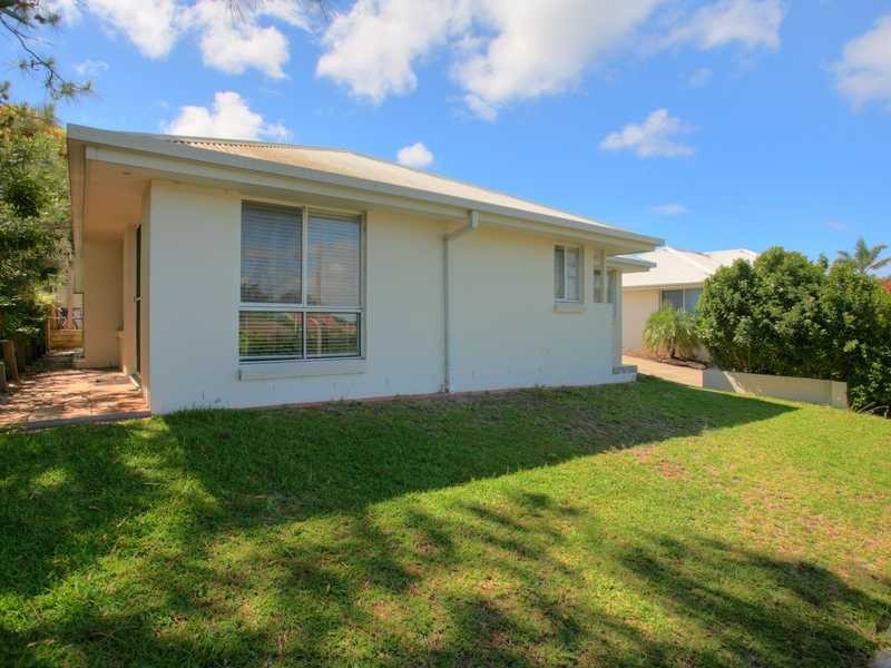 Apartment 1/94-96 Morna Point Road, Anna Bay NSW 2316