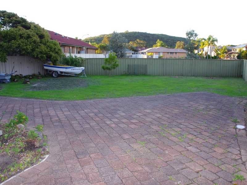 2/4 Shoreline Drive, Fingal Bay NSW 2315