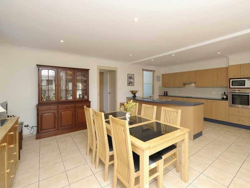 18a Tareebin Road, Nelson Bay NSW 2315