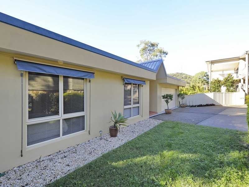 18a Tareebin Road, Nelson Bay NSW 2315