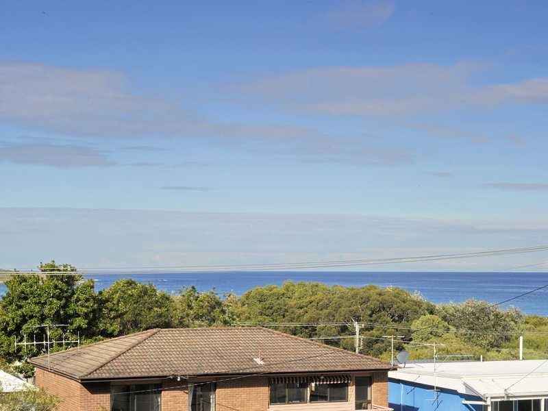 26 Lentara Street, Fingal Bay NSW 2315