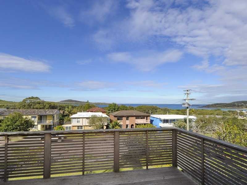 26 Lentara Street, Fingal Bay NSW 2315