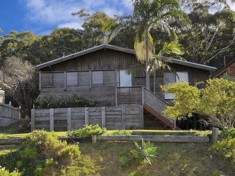 26 Lentara Street, Fingal Bay NSW 2315