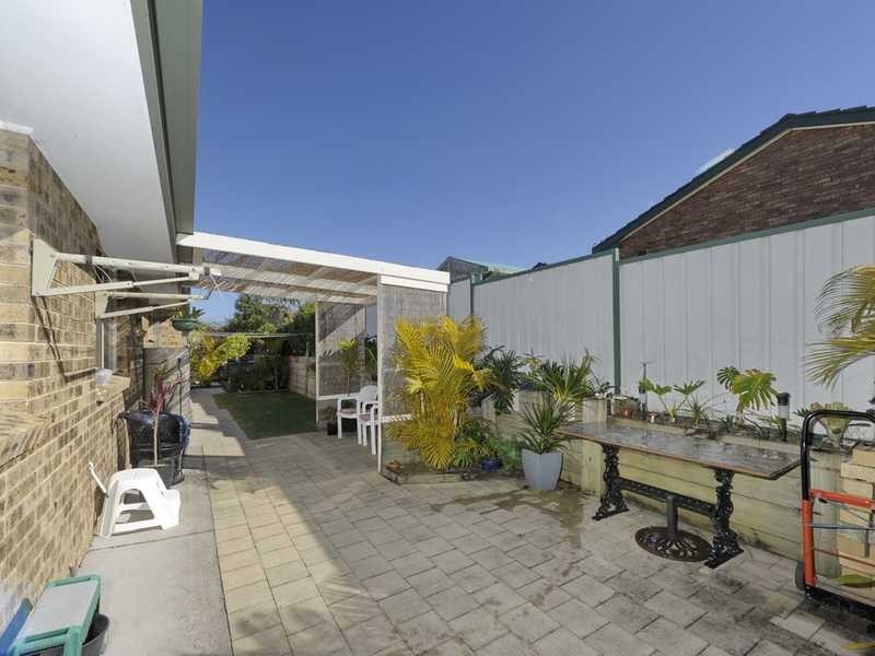 2/24 Yachtsman Crescent, Salamander Bay NSW 2317