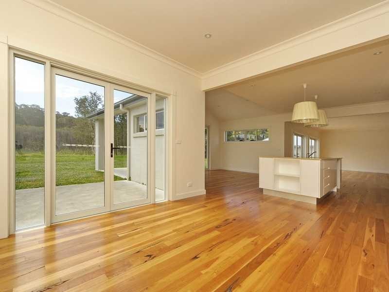 18 Reflections Drive, One Mile NSW 2316
