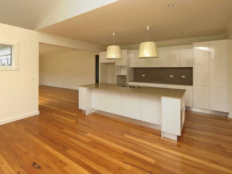 18 Reflections Drive, One Mile NSW 2316