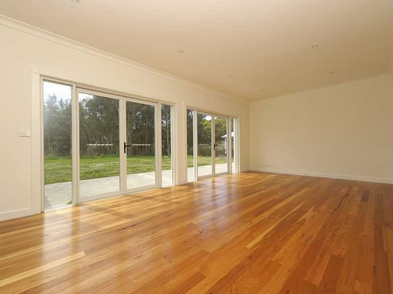 18 Reflections Drive, One Mile NSW 2316