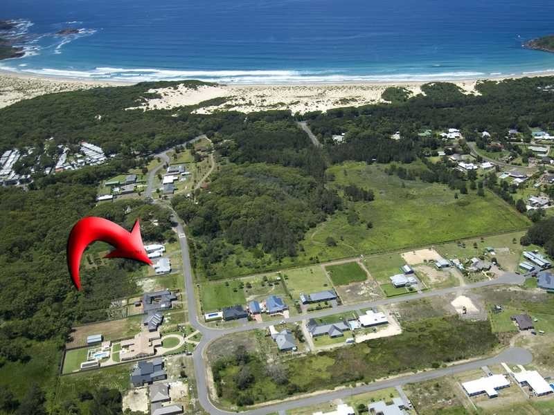 18 Reflections Drive, One Mile NSW 2316