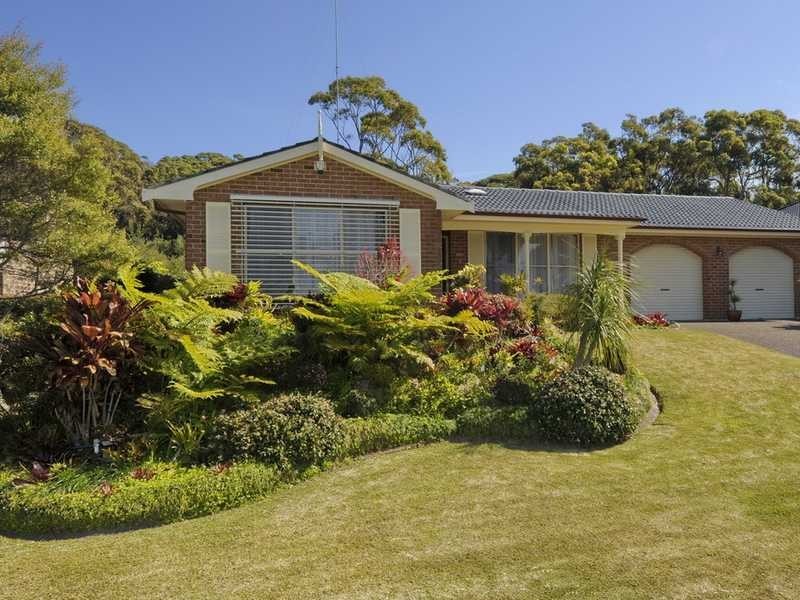 132 Rocky Point Road, Fingal Bay NSW 2315