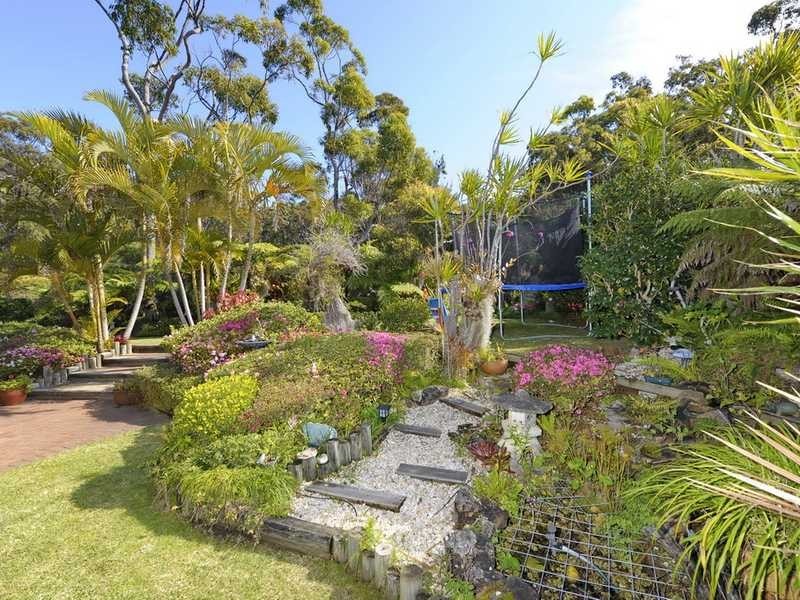 132 Rocky Point Road, Fingal Bay NSW 2315