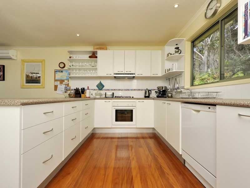 16 Lentara Street, Fingal Bay NSW 2315
