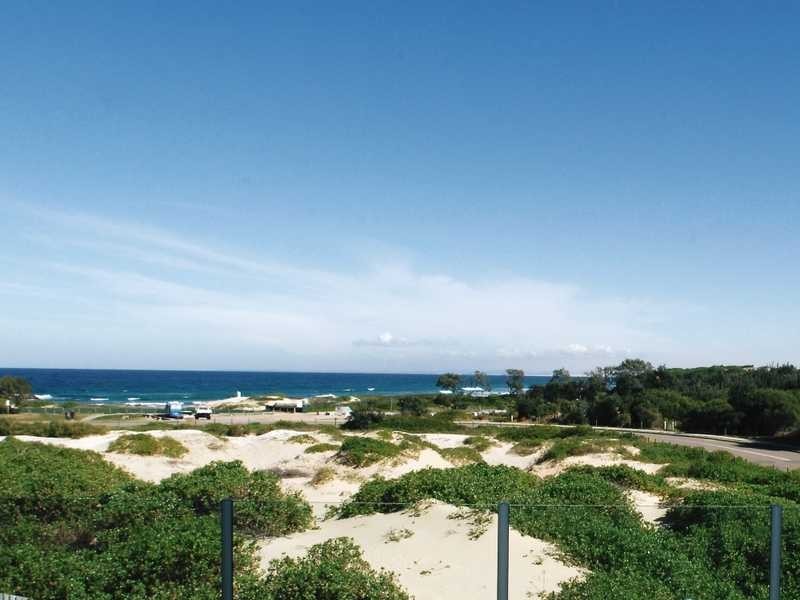 21 Robinson Street, Anna Bay NSW 2316