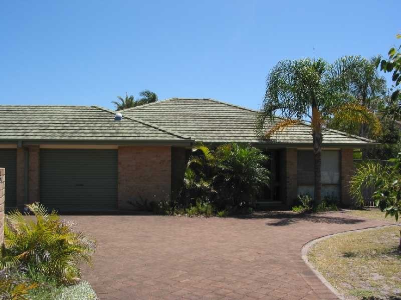 3/203 Rocky Pt Road, Fingal Bay NSW 2315