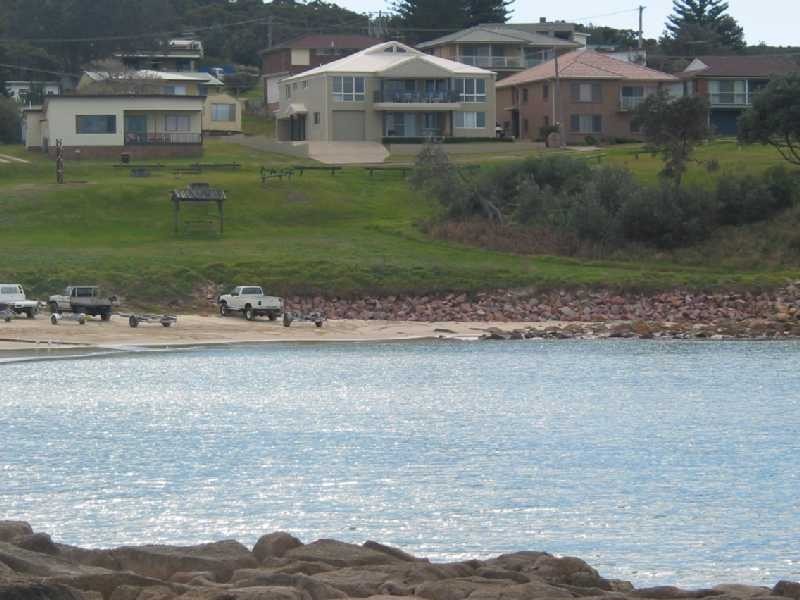 Unit 2/10 Ocean Parade, Boat Harbour NSW 2316