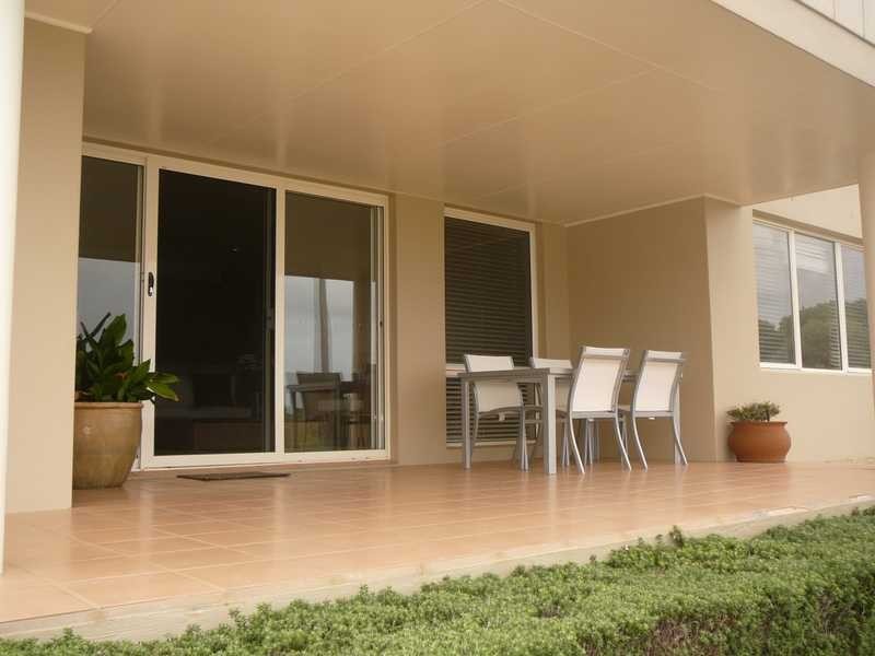 Unit 2/10 Ocean Parade, Boat Harbour NSW 2316