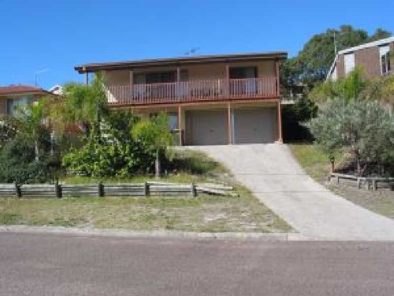 69 Boulder Bay Rd, Fingal Bay NSW 2315