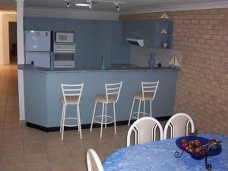 1/48 Boulder Bay Rd, Fingal Bay NSW 2315