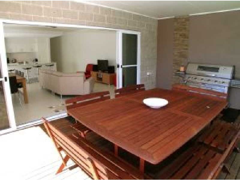 28 Boulder Bay Rd, Fingal Bay NSW 2315