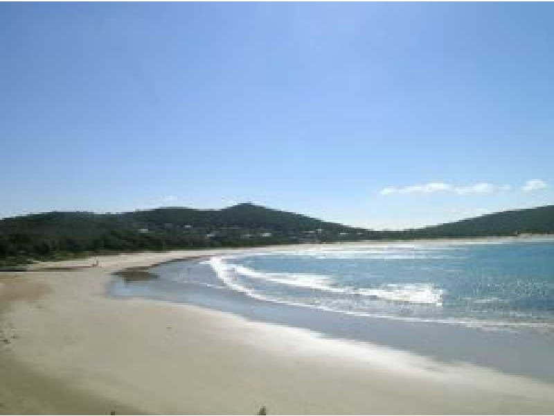 28 Boulder Bay Rd, Fingal Bay NSW 2315