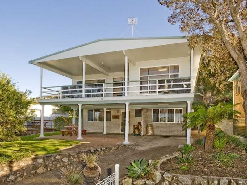 32 Lentara Street, Fingal Bay NSW 2315