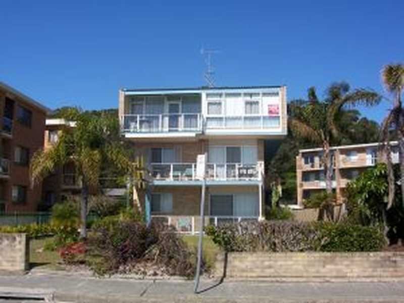 Unit 8/17 Shoal Bay Rd, Shoal Bay NSW 2315
