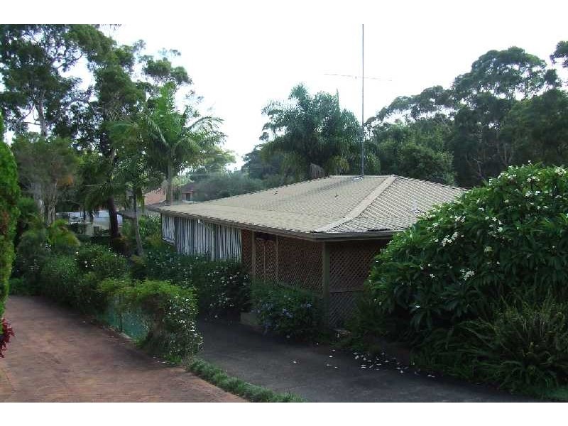 17 Ocean Beach Road, Shoal Bay NSW 2315