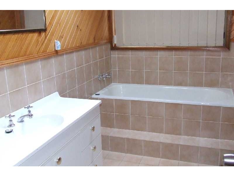 17 Ocean Beach Road, Shoal Bay NSW 2315