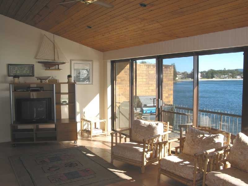 Unit 1/107 Soldiers Point Road, Soldiers Point NSW 2317