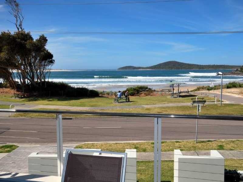 1/2 Boulder Bay Road, Fingal Bay NSW 2315