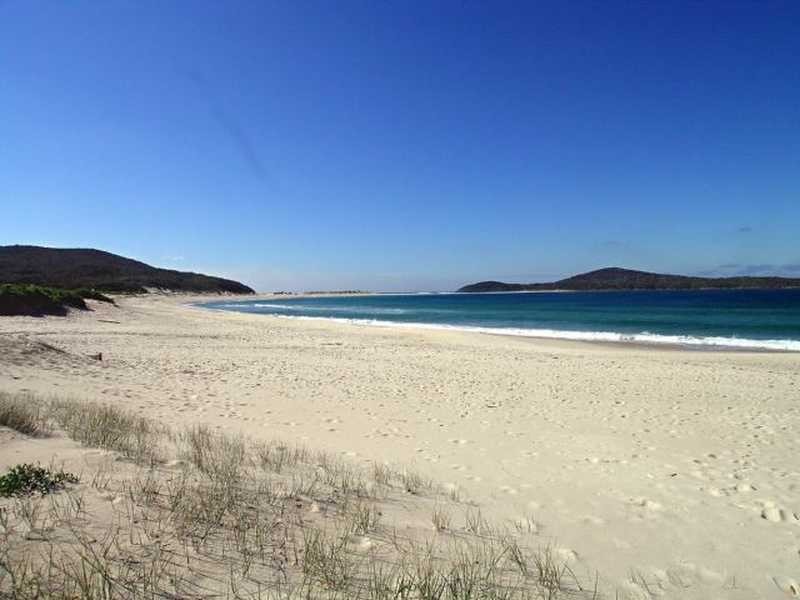 1/2 Boulder Bay Road, Fingal Bay NSW 2315