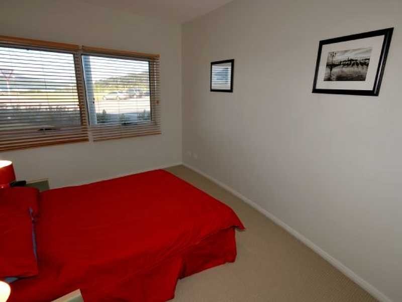 2/2 Boulder Bay Road, Fingal Bay NSW 2315