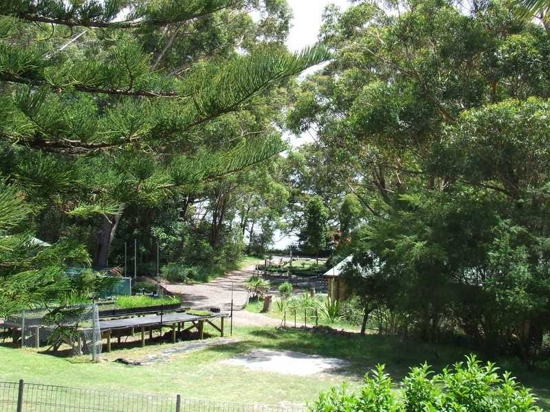 4 James Crescent, Nelson Bay NSW 2315