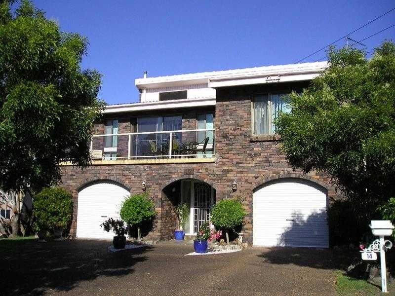 14 James Crescent, Nelson Bay NSW 2315