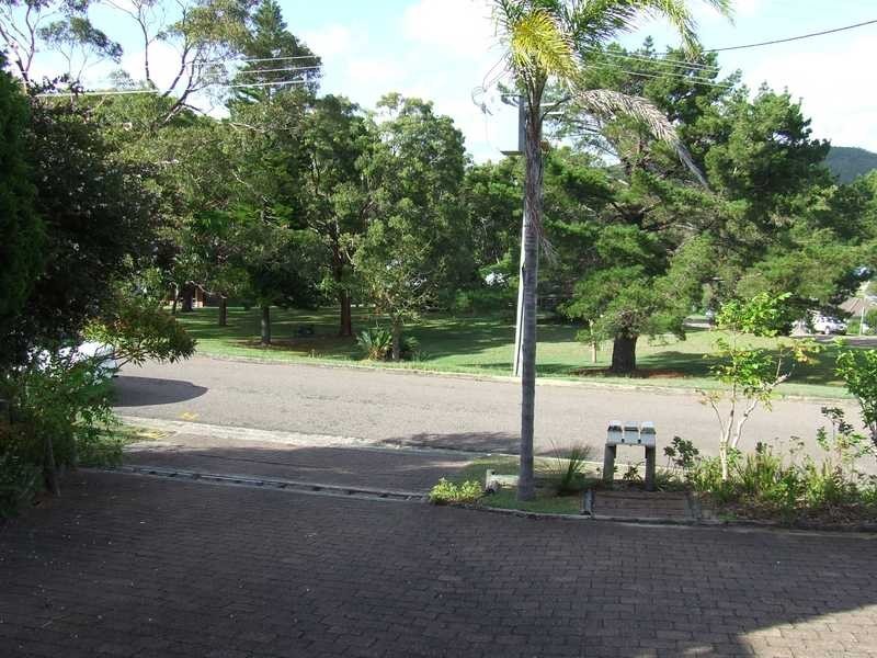 2/3 Leslie Street, Shoal Bay NSW 2315